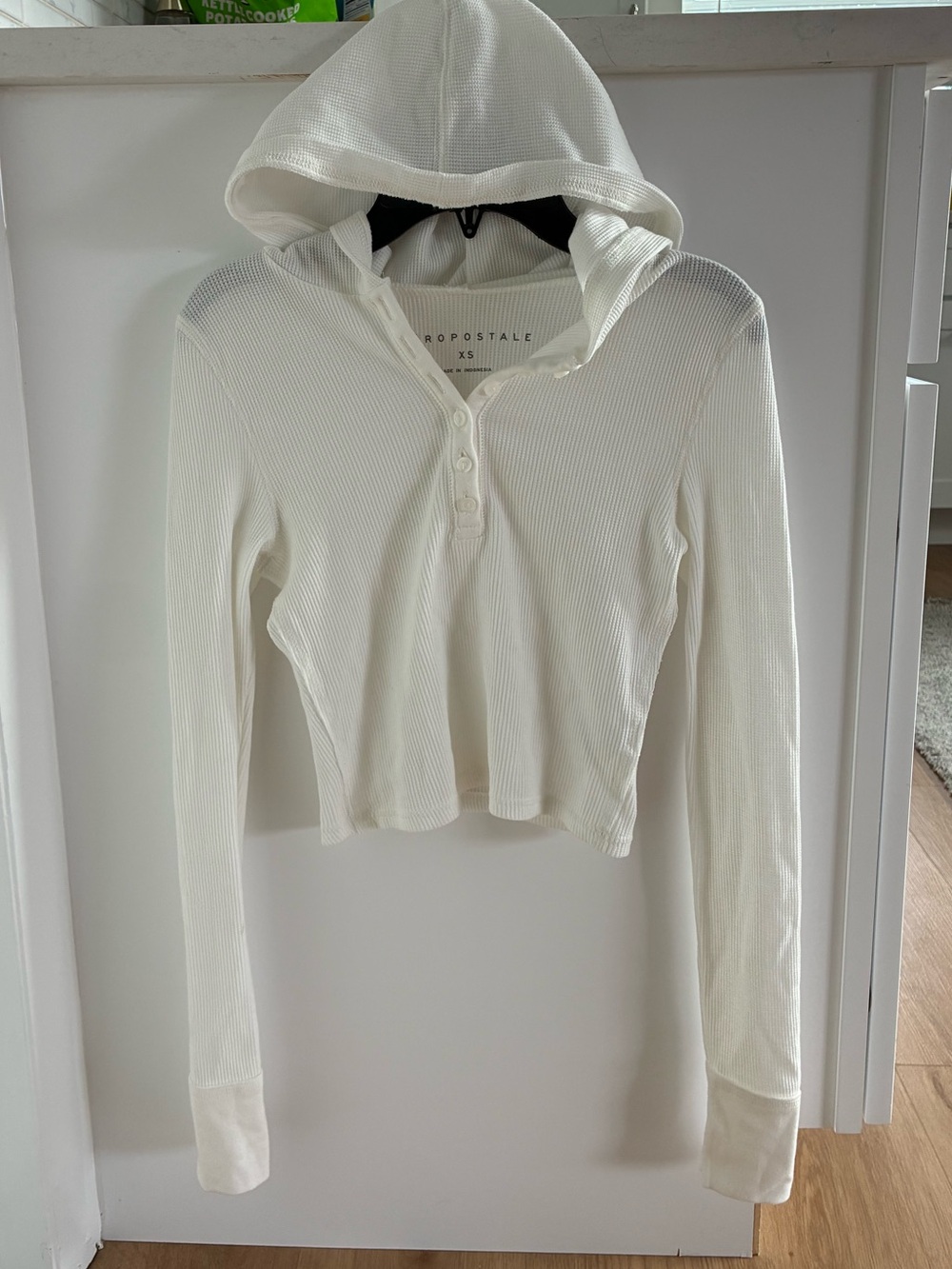 Aeropostale Women's White Waffle-Knit Ribbed Cropped Hooded Sweater